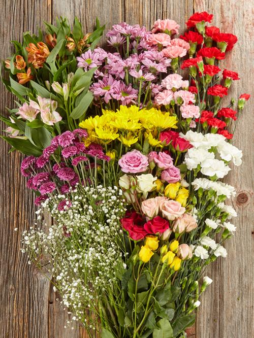 VARIETY PACK 12 - ALSTROMERIA, CARNATIONS & MINI CARNATIONS, GYP, CDN, SPRAY ROSES  ASSORTED COMBO BOX